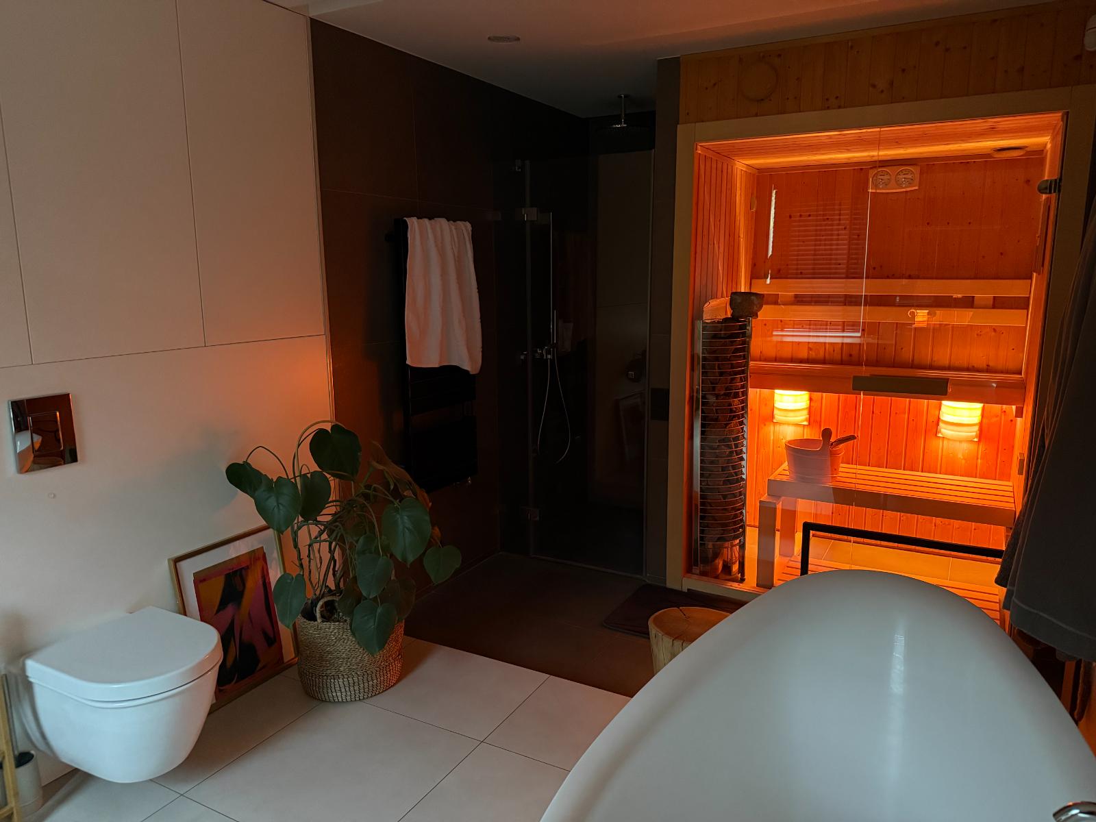 Przestronny dom 157 m² + loft | sauna, kino, ogród - zdjęcie 9