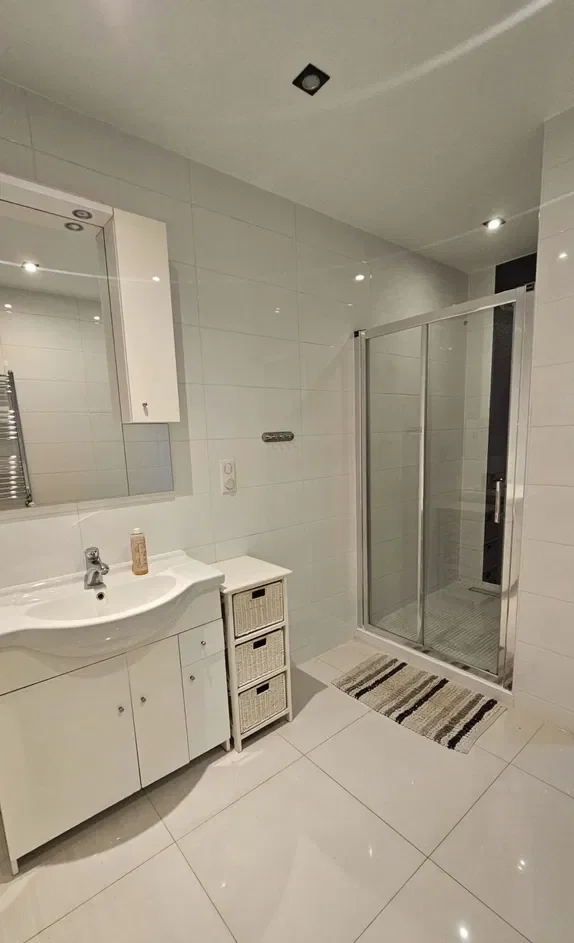 Komfortowy apartament 57 m² przy ul. Leszczyńskiego przy parku Saskim - zdjęcie 7
