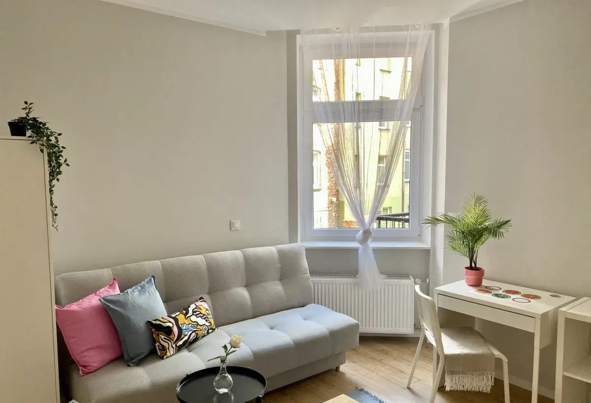 Kawalerka do wynajęcia - u. Plebiscytowa, Katowice - zdjęcie 3