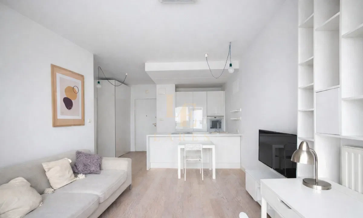 Garaż | Balkon | Ochrona | Po remoncie | Wanna - zdjęcie 4