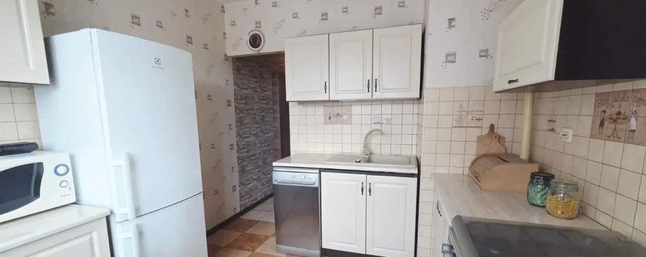 Przestronne 3 pokoje z balkonem - zdjęcie 6