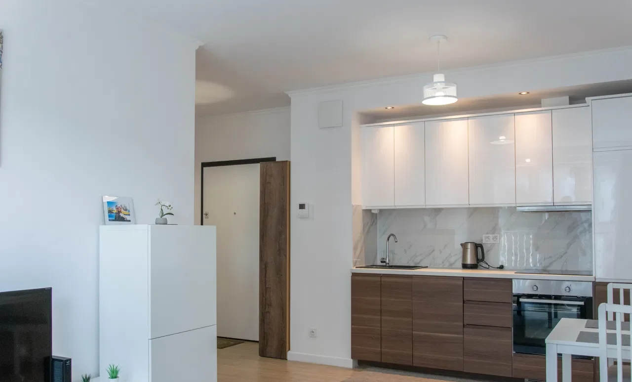 Ready to Move In | Direct Rental | Metro stations nearby - zdjęcie 2