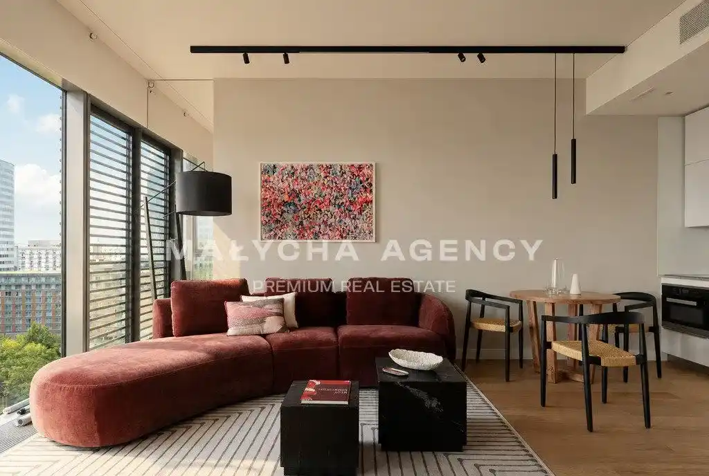 Apartament Cosmopolitan na wynajem w sercu miasta - zdjęcie 2