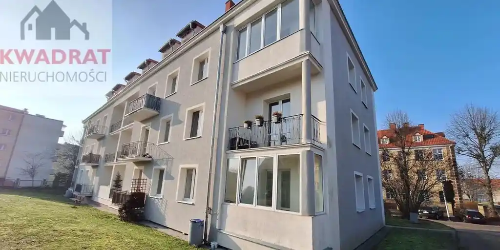Przestronna kawalerka z balkonem przy ul. Saperów - zdjęcie 9