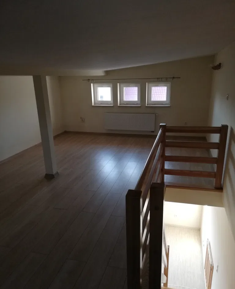 Mieszkanie w centrum Ślesina - zdjęcie 3