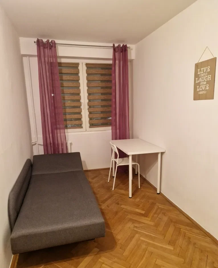 Pokój jednoosobowy na Czechowie - zdjęcie 2