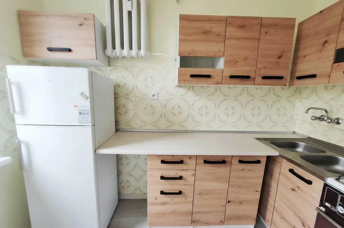 kawalerka do wynajęcia na Śródmieściu, I piętro - zdjęcie 3
