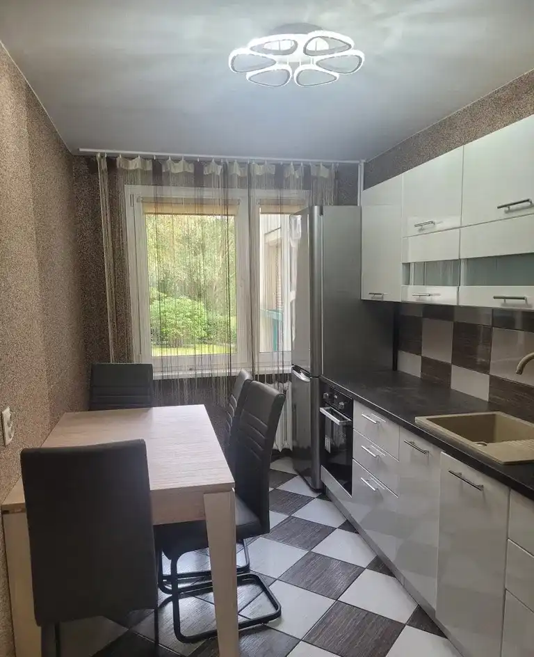 Mieszkanie 3 pokojowe, osobna kuchny, duży balkon .Bajana - zdjęcie 5