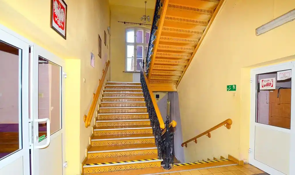 Budynek pod dom opieki, hotel pracowniczy - zdjęcie 7