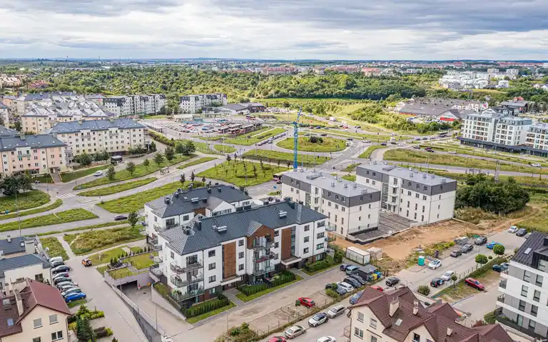 Kawalerka blisko tramwaju i autobusu, blisko do Centrum - zdjęcie 9