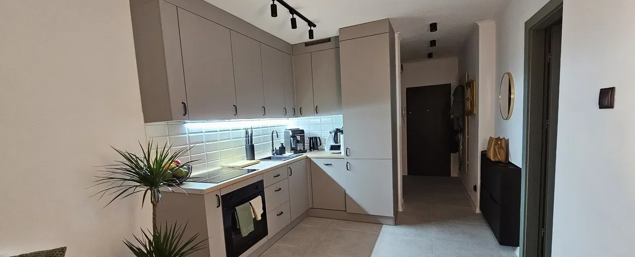 Stylowe mieszkanie po generalnym remoncie – Rybnik-Północ | 37 m²