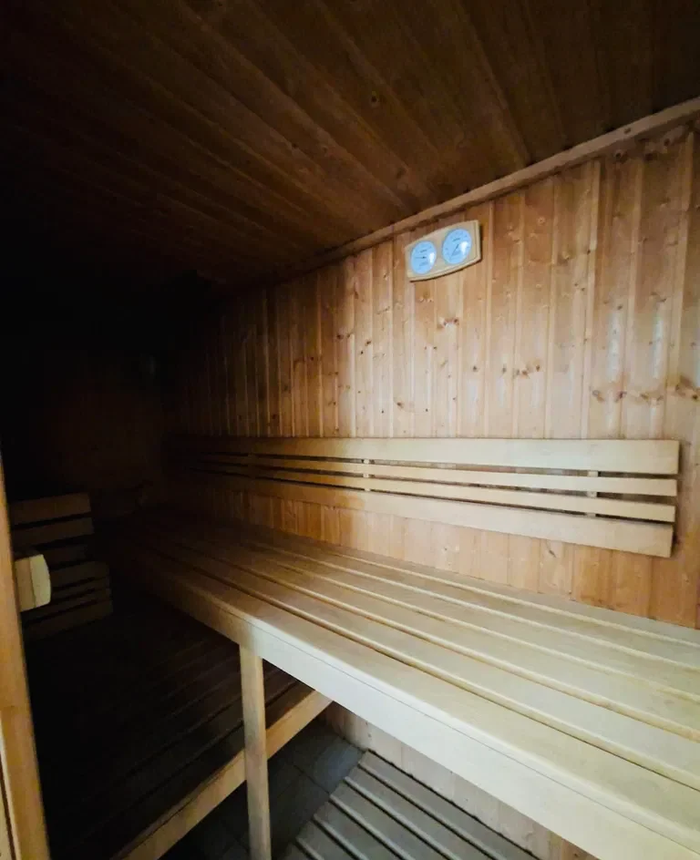 Nowoczesna kawalerka z udogodnieniami w prestiżowej inwestycji - zdjęcie 9