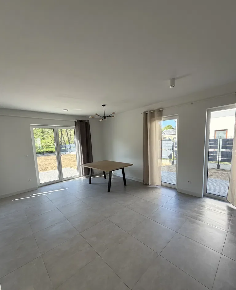 Dom do wynajęcia z garażem w spokojnej okolicy, 145 m², Krępa Słupska - zdjęcie 6