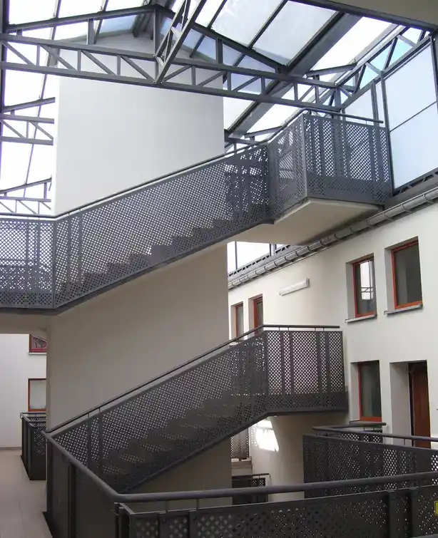 WYNAJMĘ POKÓJ OD ZARAZ NA OKRES ROKU - zdjęcie 4
