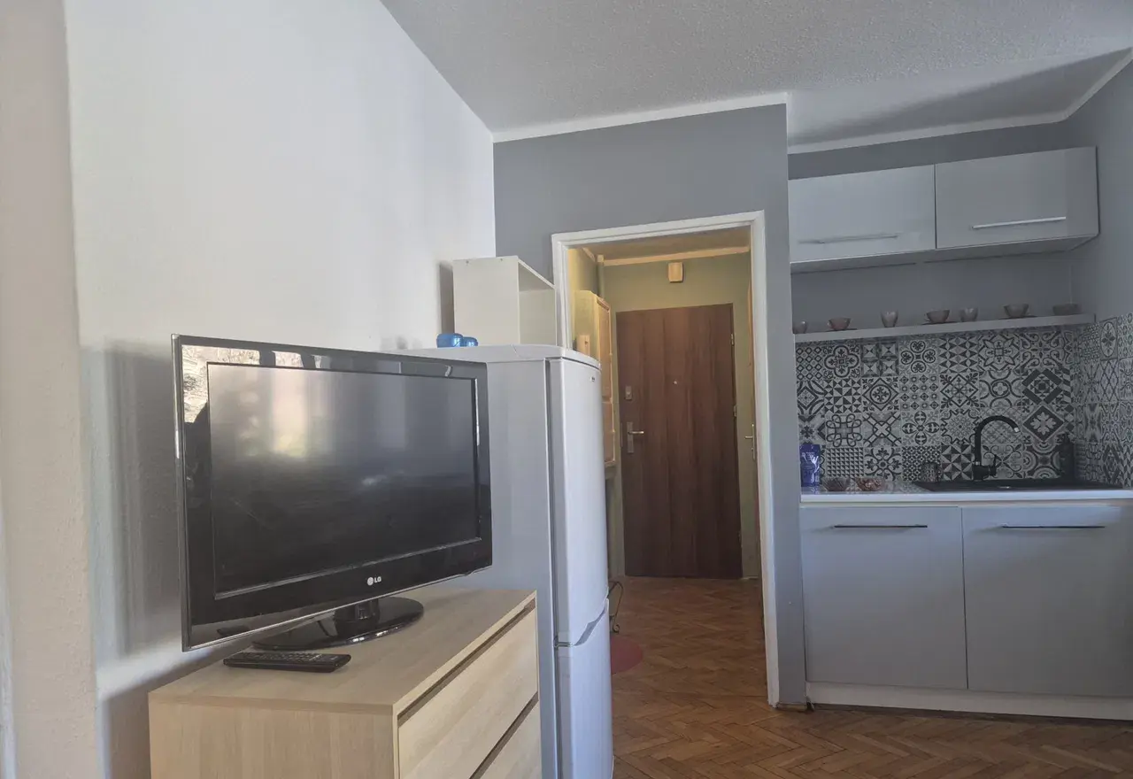 Jeżyce- 2 pokoje ,balkon. - zdjęcie 5
