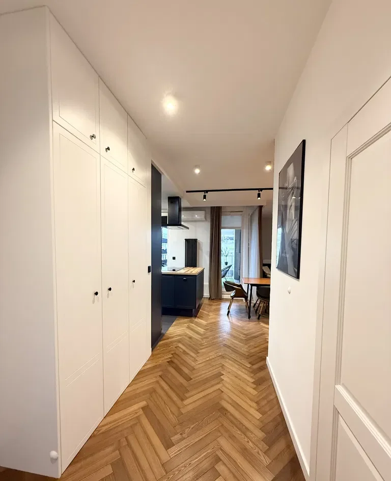 Przestronny apartament na Woli | 2 BALKONY| 2 ŁAZIENKI | KLIMATYZACJA - zdjęcie 7