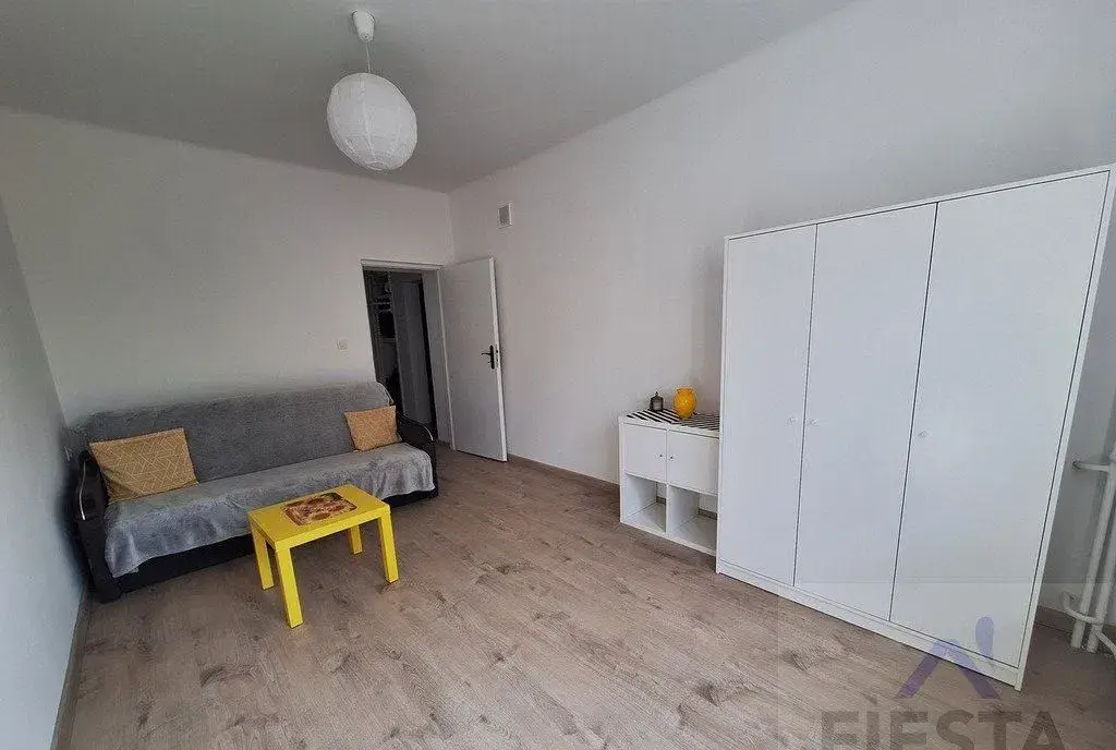 Łódź, ul. Sterlinga, 30m2, kawalerka po remoncie! - zdjęcie 2