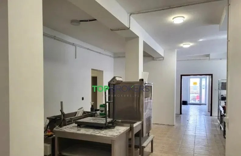 Lokal usługowo-gastronomiczny 611 m2 w Ząbkach - zdjęcie 4