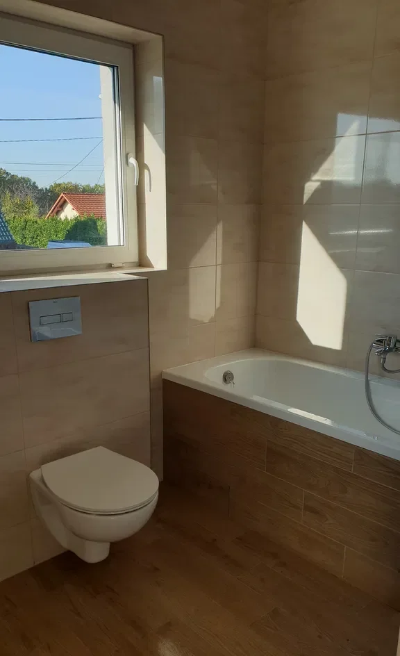 Nowy ,komfortowy dom wynajmę, spokojna ,okolica, dużo zieleni - zdjęcie 9