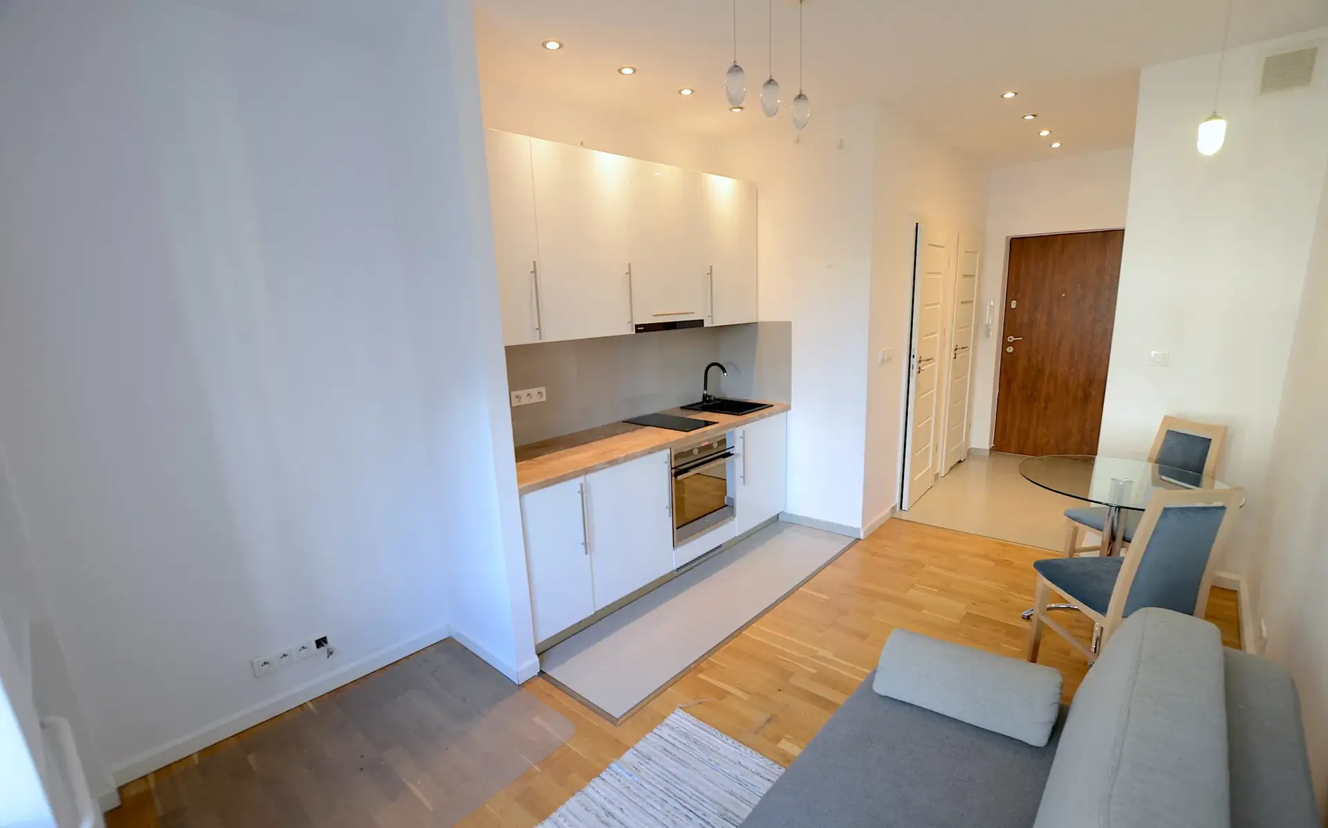 Nowoczesne studio 14m2 w centrum Warszawy, ul. Chmielna - zdjęcie 3
