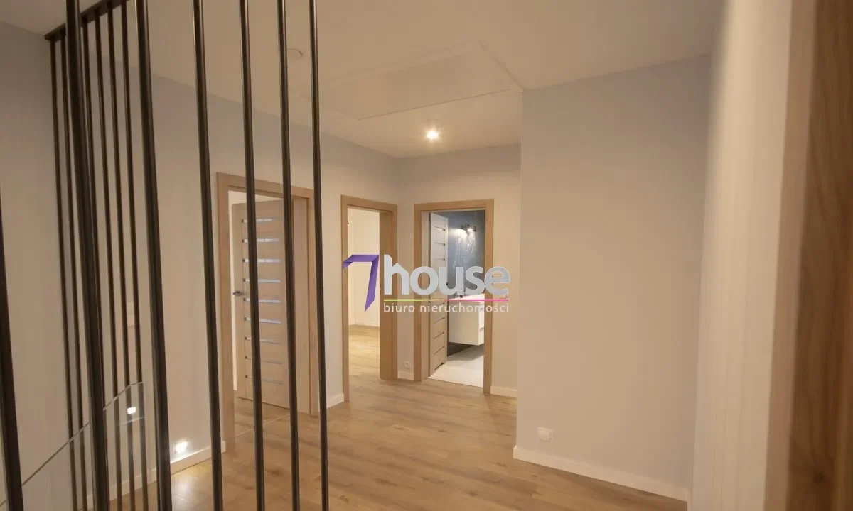 Piękny komfortowy dom 273 m2 ! - zdjęcie 8