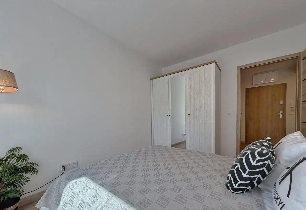 Nowoczesne 3 pokoje z balkonem i widokiem na zieleń - zdjęcie 9