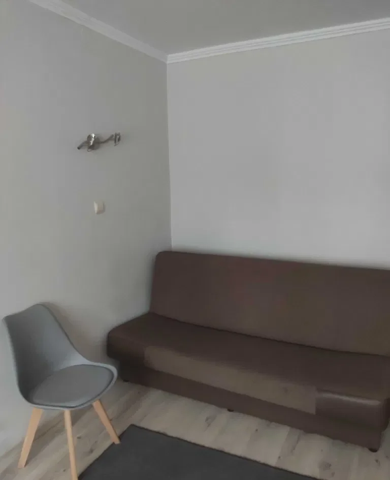Wynajmę kawalerkę 27 m2 na LSM, ul. Grażyny - zdjęcie 4