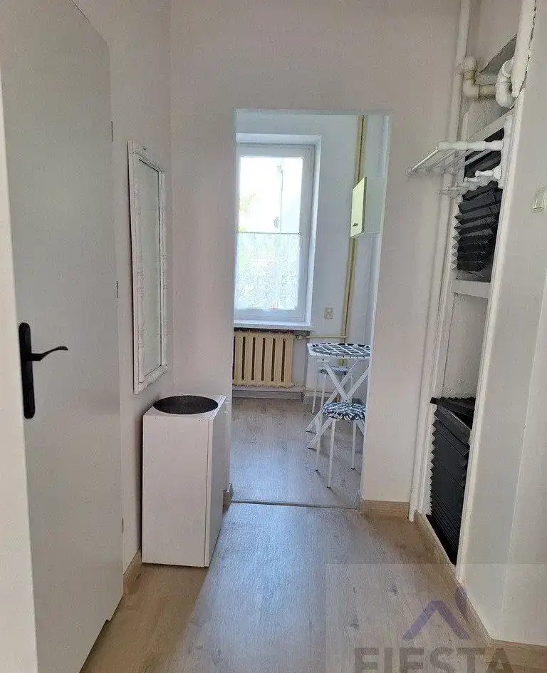 Łódź, ul. Sterlinga, 30m2, kawalerka po remoncie! - zdjęcie 8