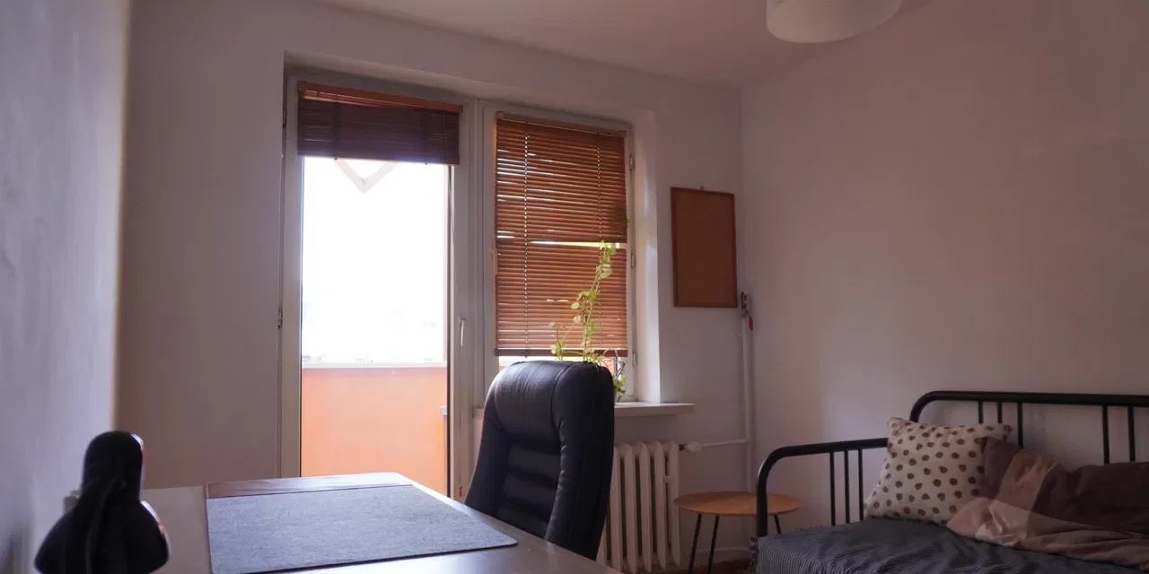 Pokój jednoosobowy dla studenta, Wrocław ul. Ołowiana, balkon