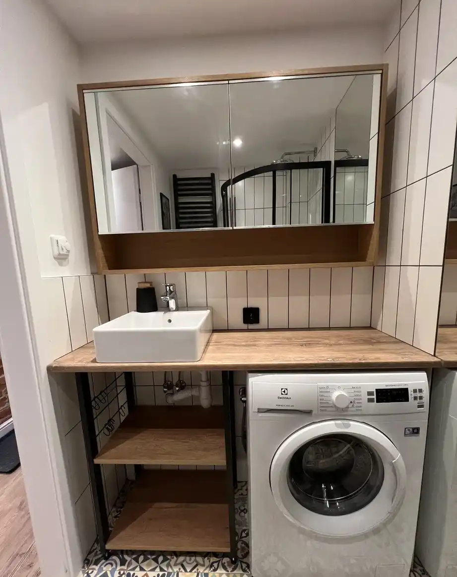 Klimatyczna mikrokawalerka w centrum Łodzi – 15 m² / antresola - zdjęcie 9