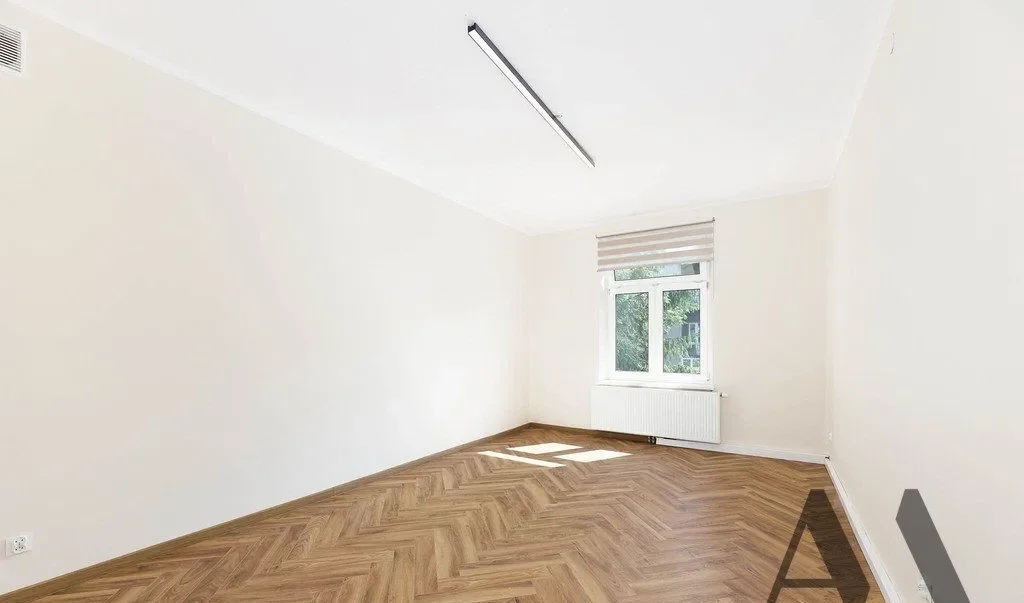 Lokal do wynajęcia pod biuro/kancelarię przy Al. Beliny Prażmowskiego 25 w Krakowie - zdjęcie 5
