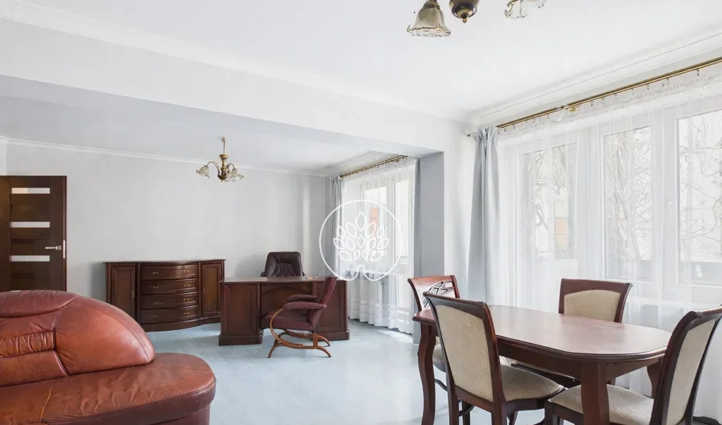 Czteropokojowe mieszkanie 90m2 z balkonem - zdjęcie 2