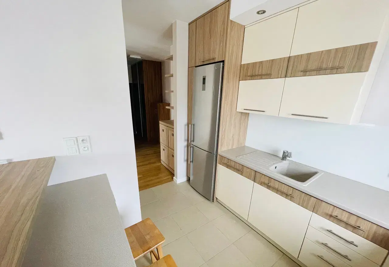 TOP!3-pokojowe mieszkanie w apartamentowcu z garażem/Metro Słodowiec. - zdjęcie 9
