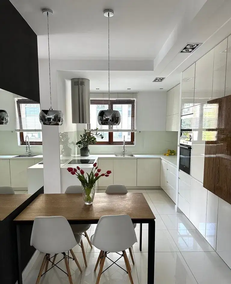 Apartament 92 m² na wynajem | Metro Dw. Gdański | Apartamenty Murano - zdjęcie 2