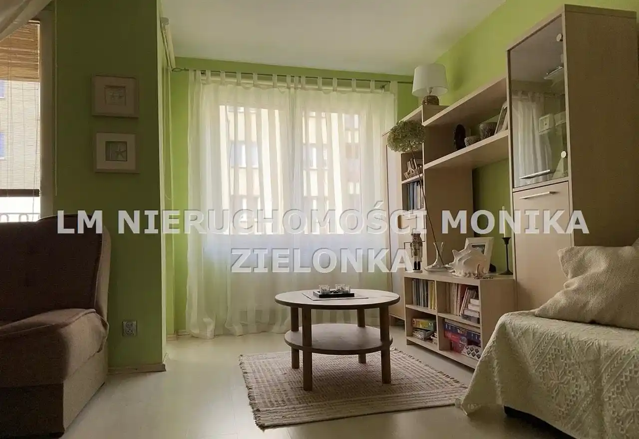DO Wynajęcia, M2 z balkonem na 1 piętrze !!