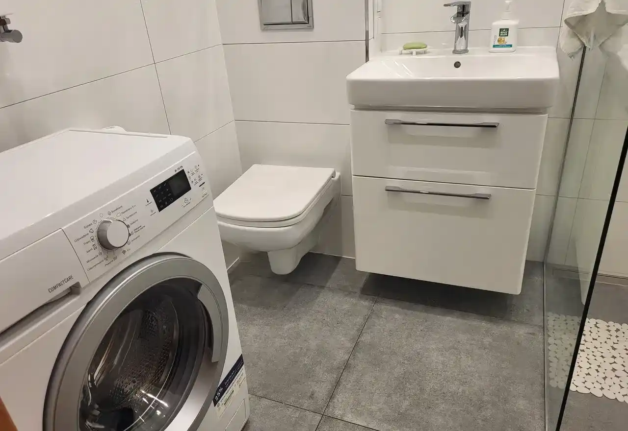 Mieszkanie 3-pokojowe z balkonem w Lesznie - zdjęcie 6