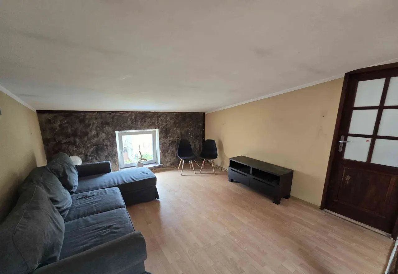 Przestronne mieszkanie 80m² w Łodzi z internetem i czynszem w cenie - zdjęcie 3