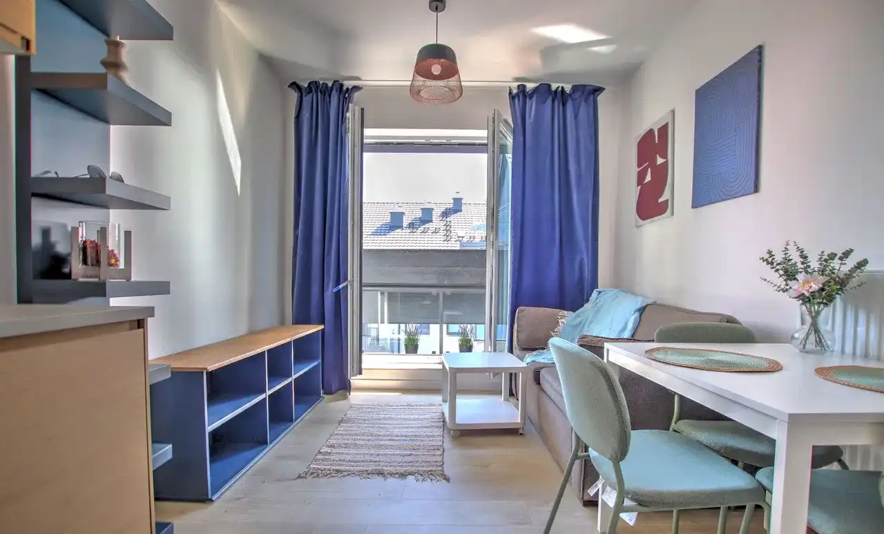 Nowy apartament 2 pokoje z garderobą, pierwszy najem 3100