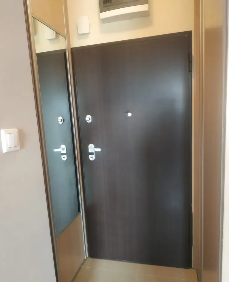 Nowoczesny apartament w w bardzo dobrej lokalizacji - zdjęcie 8