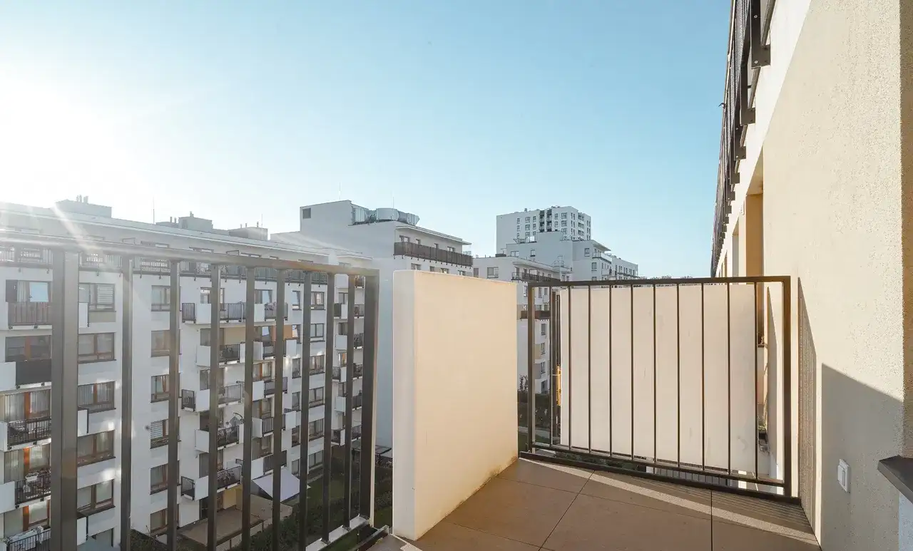 Mieszkanie 30 m2 w apartamentowcu, z balkonem i garażem - zdjęcie 9