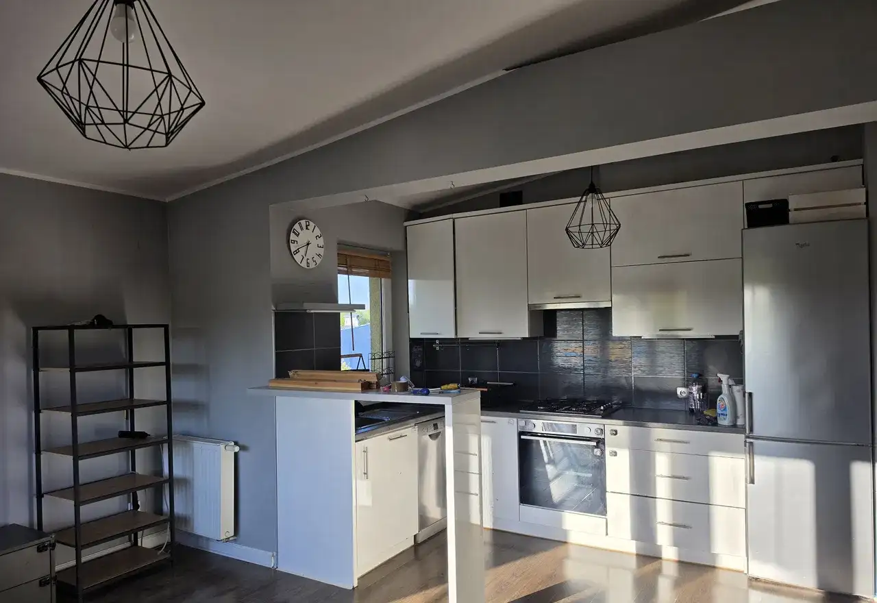Jasne 60 m² z balkonem i widokiem na zieleń, 3 pokoje