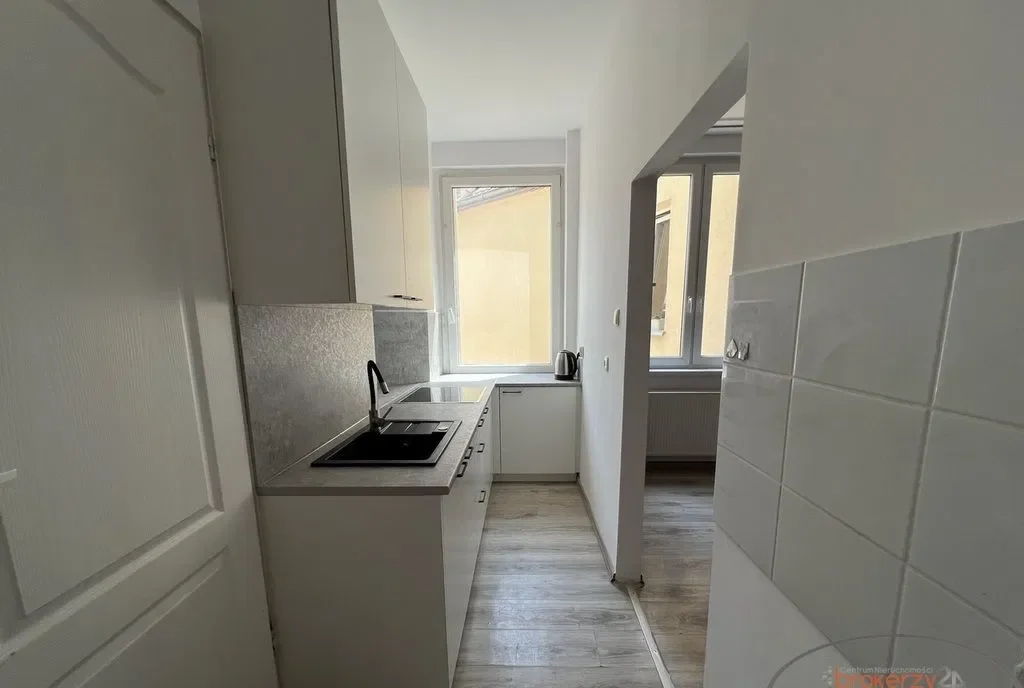 Kawalerka w centrum Jeżyc, ul. Wawrzyniaka, Poznań - zdjęcie 3