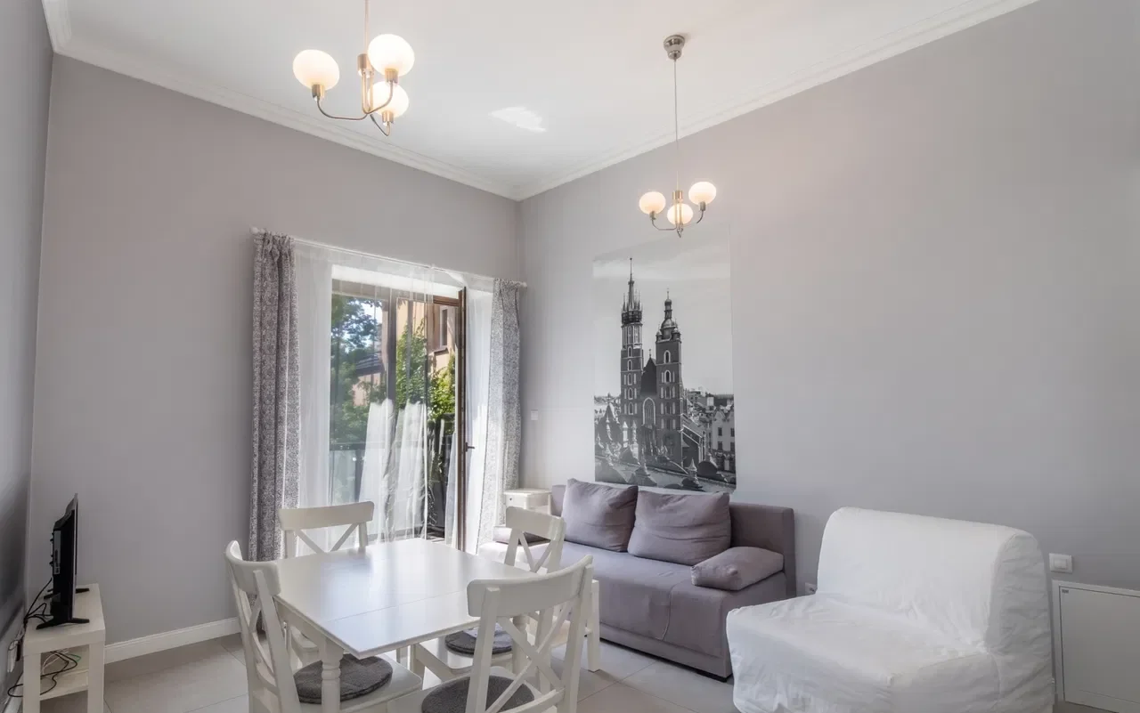 Jasne 2 pokoje | 46 m2 | Grzegórzki | Balkon | Kamienica | EN
