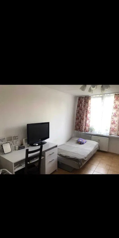 2 pokoje  z osobną kuchnią Azory ul. Różyckiego - zdjęcie 4