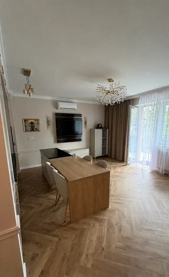 Elegancki Apartament z widokiem na park i miejscem parkingowym - zdjęcie 2