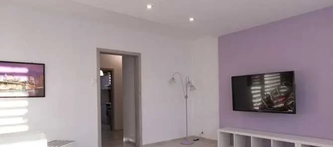 Nastrojowa 75, Radogoszcz, 2 pokoje z balkonem, BRAK PROWIZJI - zdjęcie 2