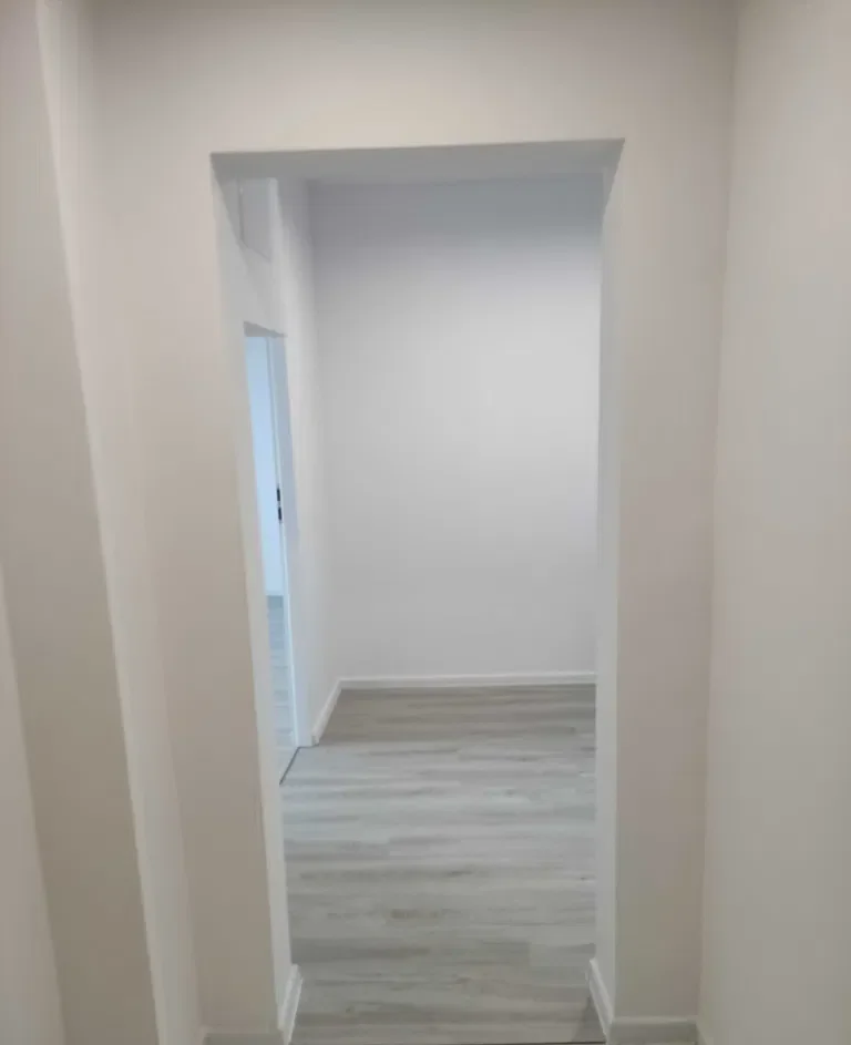 Częściowo umeblowany pokój w Legionowie - zdjęcie 2