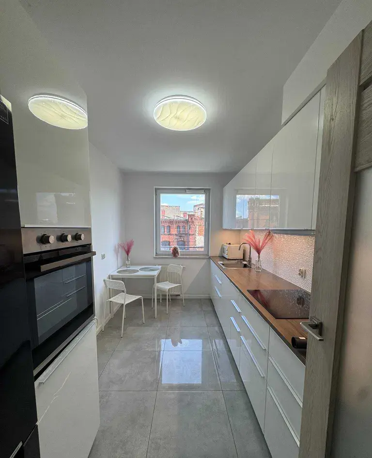 Lux, Lux,Tęczowa ,dwa pokoje balkon rozkład  2800zł plus opłaty