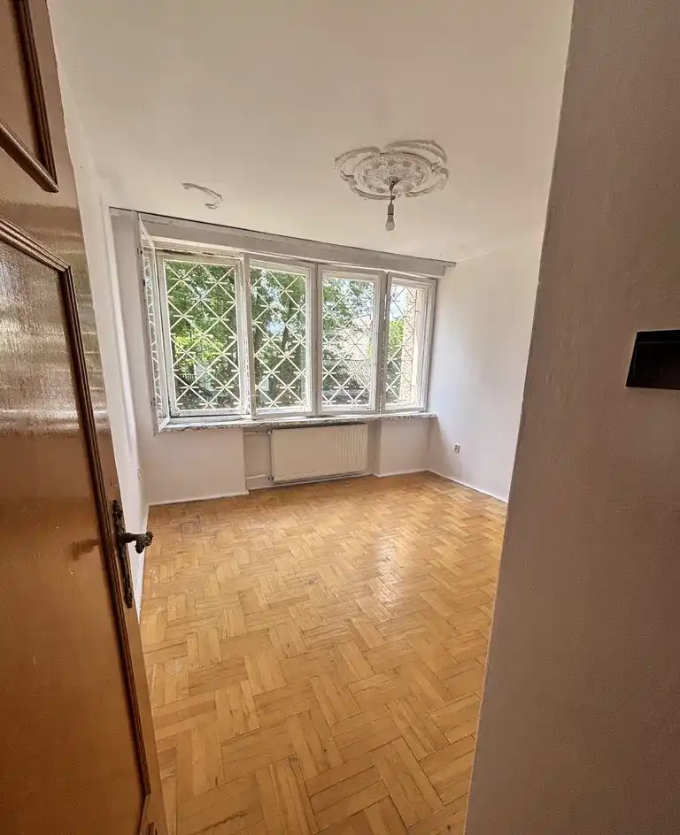 Dom do wynajęcia z garażem 40 m2 - zdjęcie 3