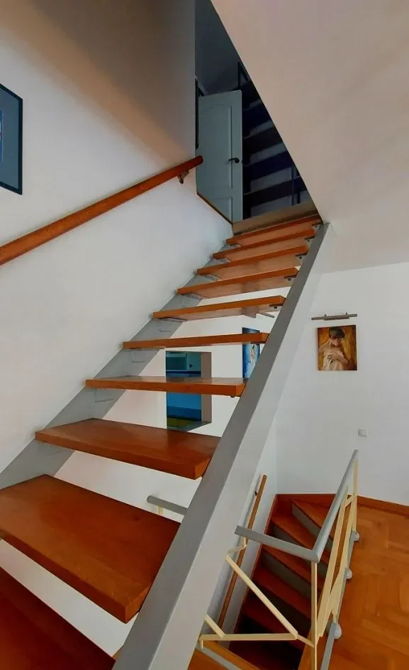 Dom 150 m2 z ogrodem w Warszawie Bemowo - zdjęcie 3